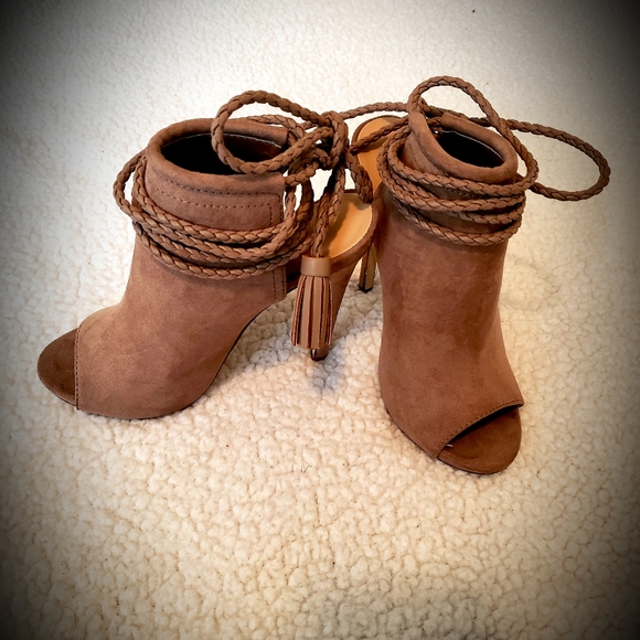 Ankle Tie Booties - Picture 1 of 4